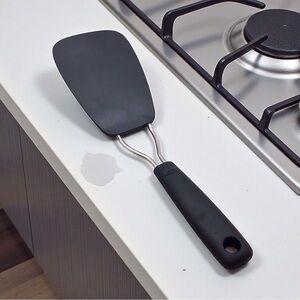 OXO Good Grips Nylon Flexible Turner Spatula Non-Slip Handle Black
